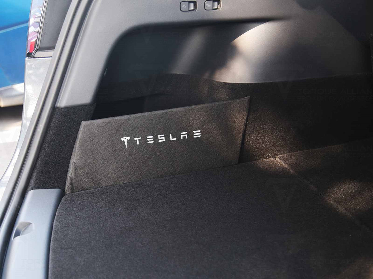 Tesla Model Y Kofferraum Seitenstaufächer mit Deckel - 4 teiliges Set –  E-Mobility Shop