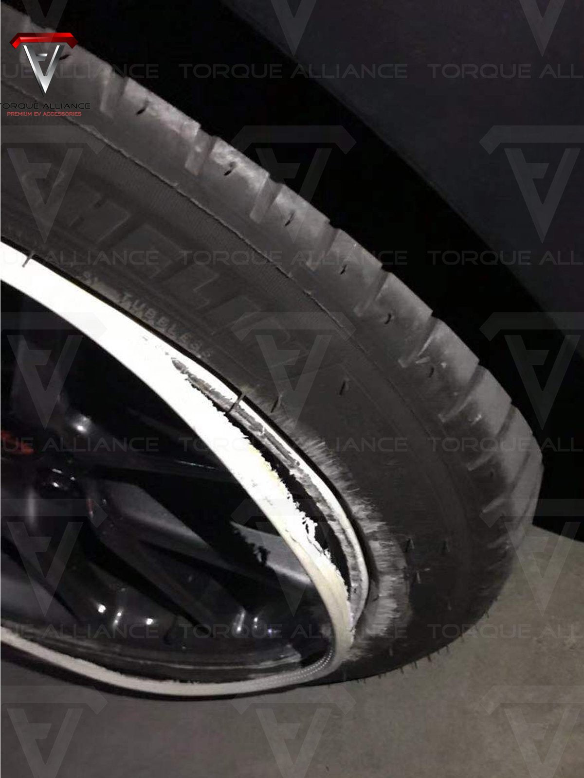 18-inches-rim-protector-4-pieces-621415_5000x.jpg?v=1620642352