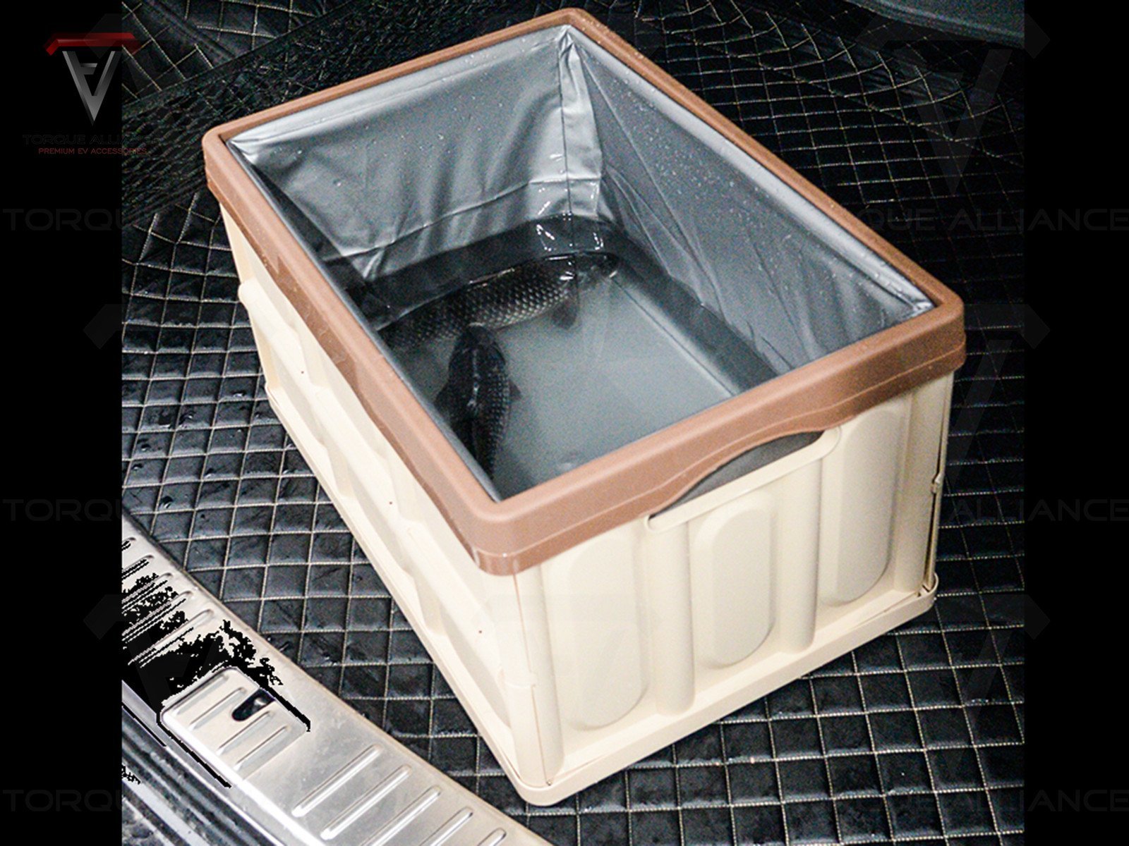 Foldable & Portable Storage Box incl. Waterproof Liner (55 Liters) - Torque Alliance