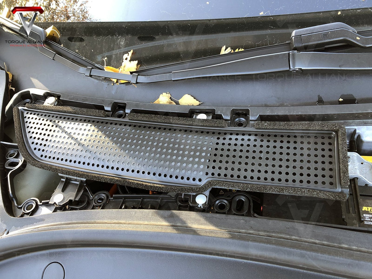 Tesla Model 3 Front Lower Bumper Air Inlet Grille Leaves Guard
