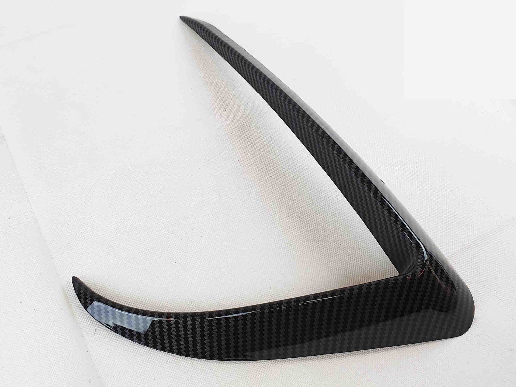 Model 3: Fog Light Trim Blade (2 pieces) - Torque Alliance