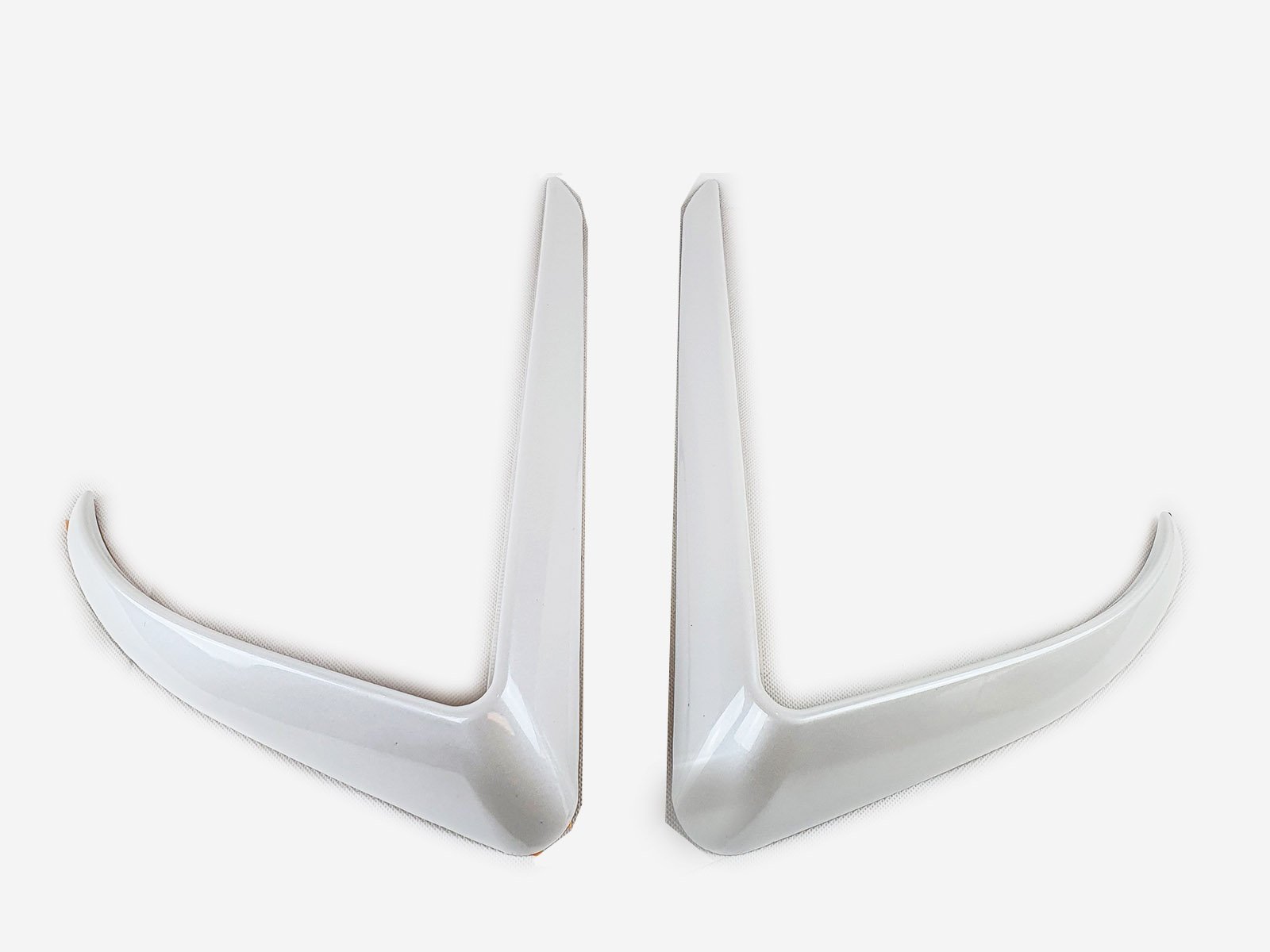 Model 3: Fog Light Trim Blade (2 pieces) - Torque Alliance