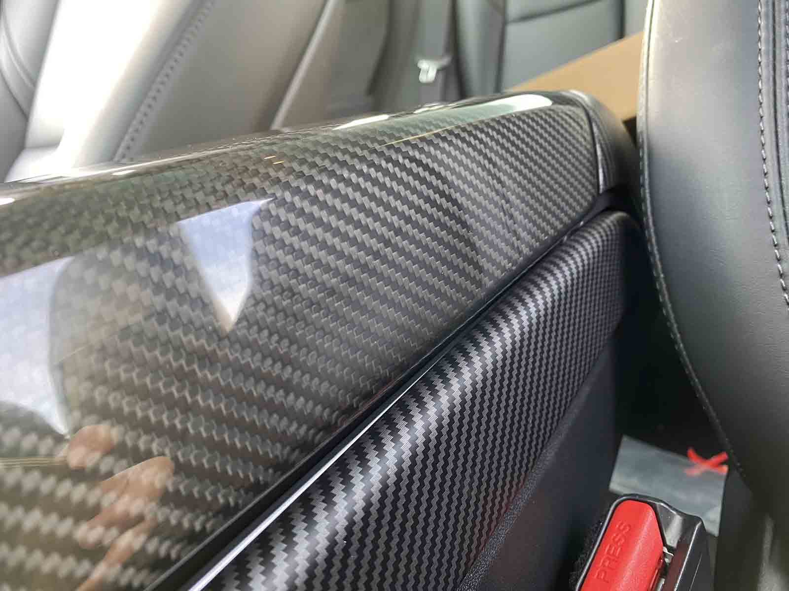 Model 3&Y: Armrest Cover (Genuine Carbon Fiber Collection) - Torque Alliance