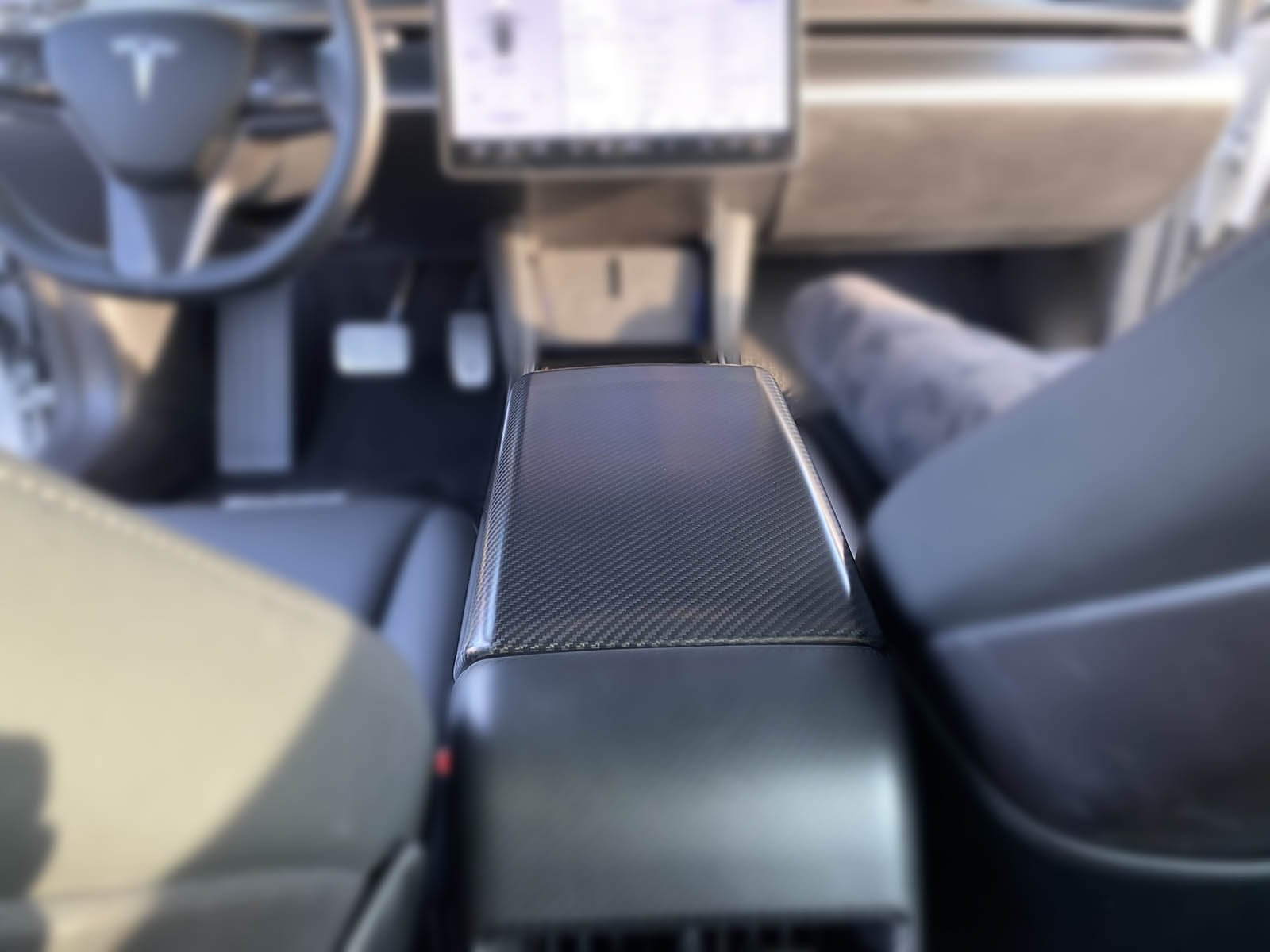 Model 3&Y: Armrest Cover (Genuine Carbon Fiber Collection) - Torque Alliance