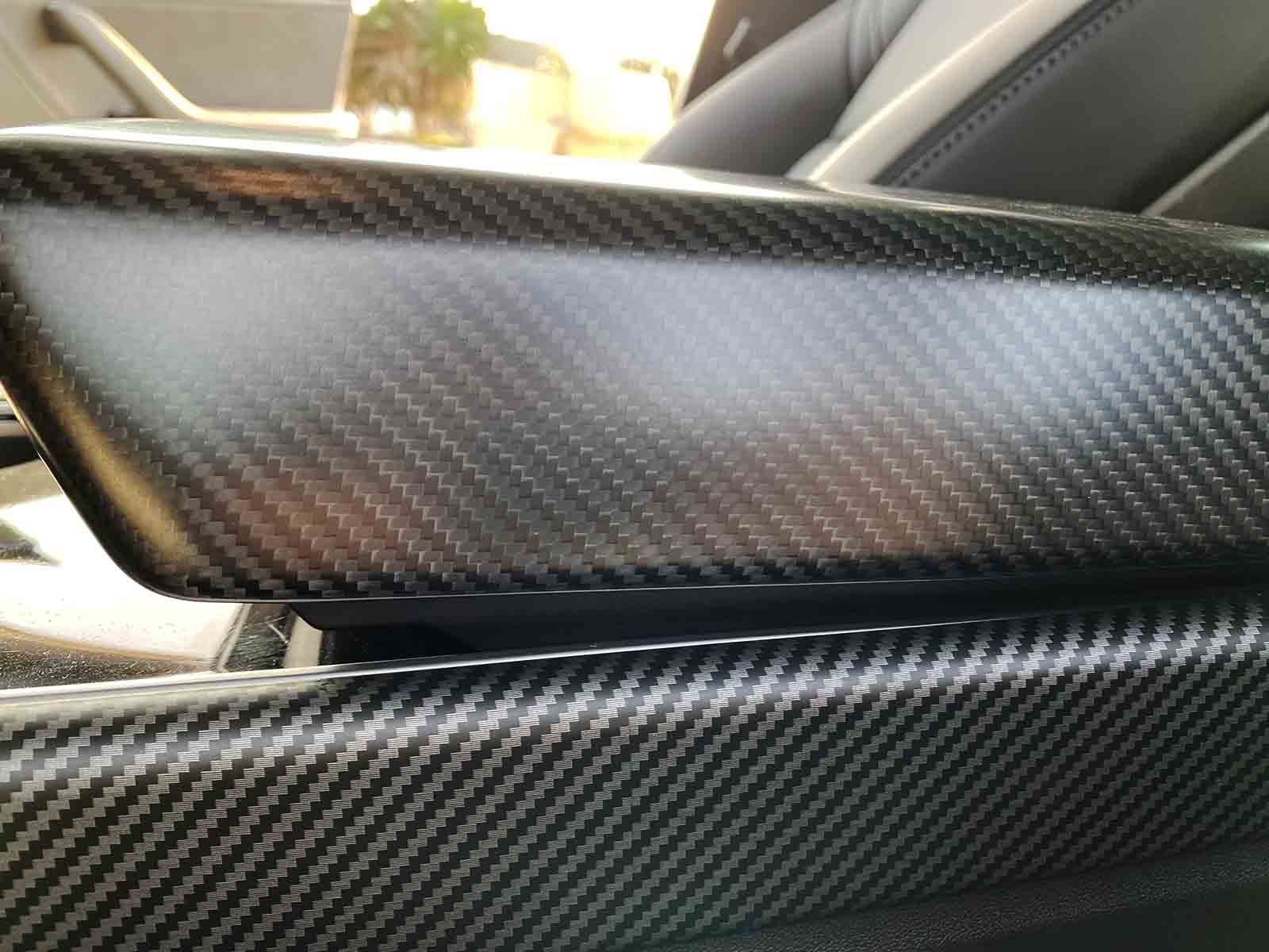 Model 3&Y: Armrest Cover (Genuine Carbon Fiber Collection) - Torque Alliance