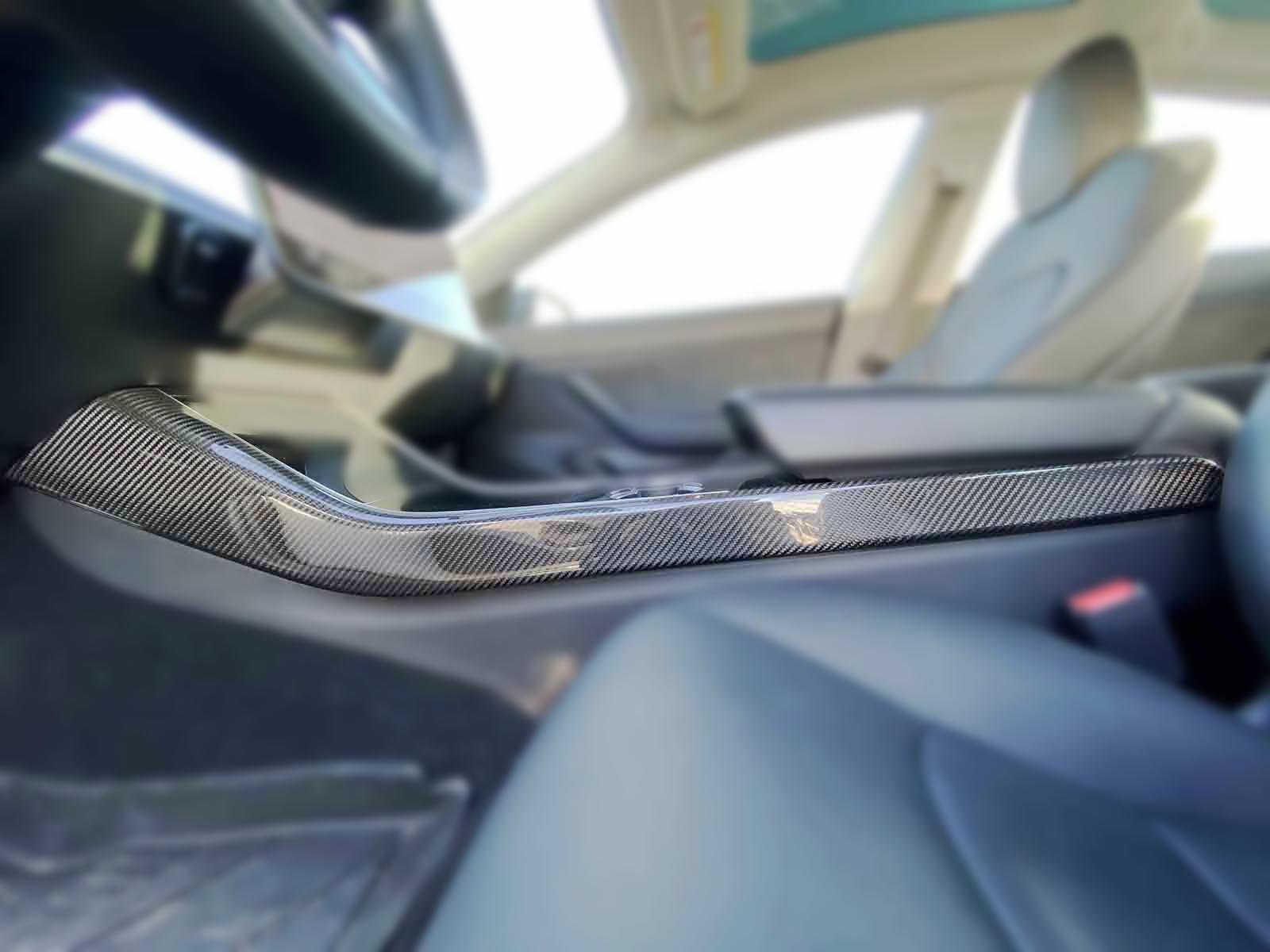 Model 3&Y: Middle Console Edge Trim (Genuine Carbon Fiber Collection) - Torque Alliance