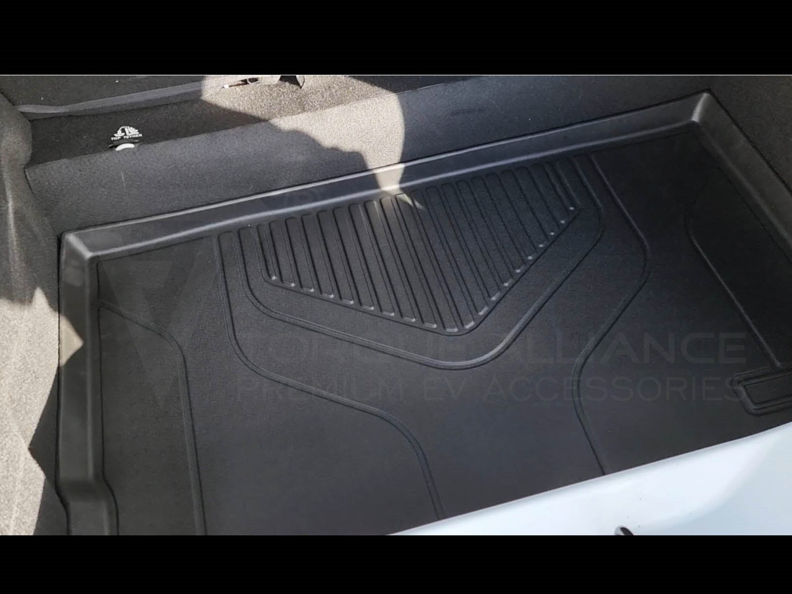 Renault Zoe: Trunk Lower Compartment Mat, Lower Boot Liner (Premium Recyclable Rubber) - Torque Alliance