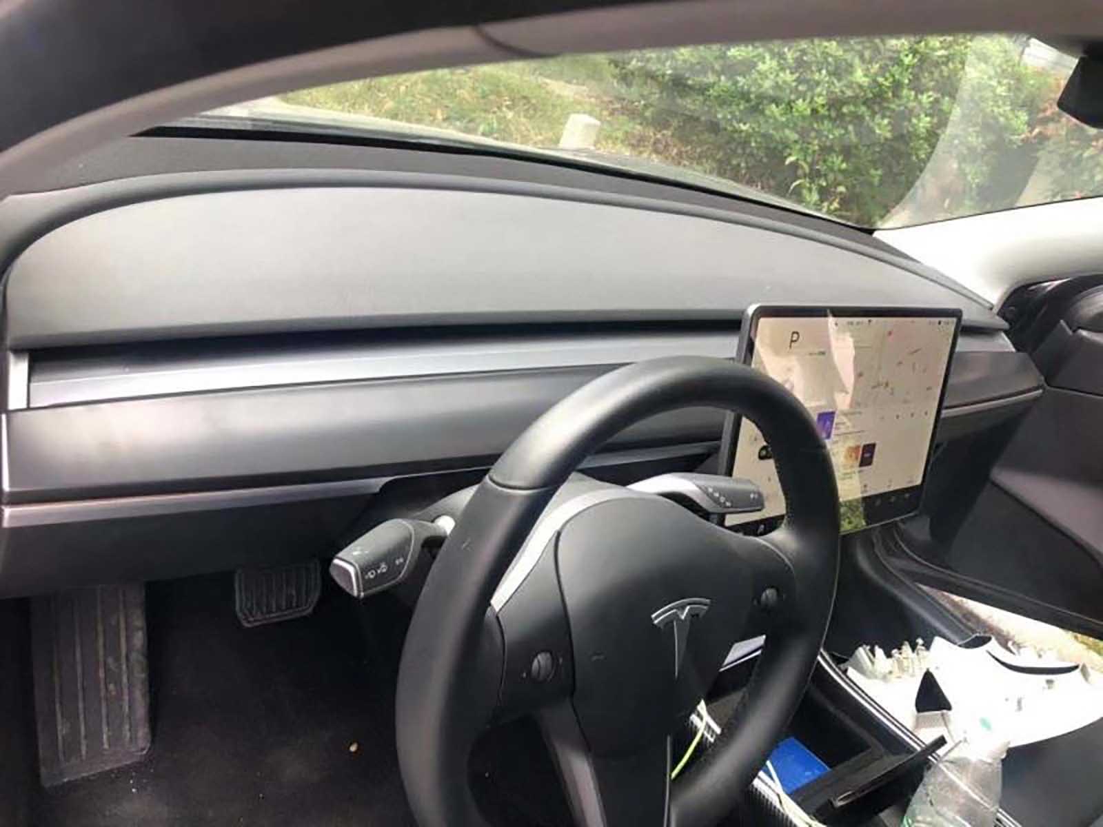 Tesla Model Y: Dashboard Trim Cover - Torque Alliance