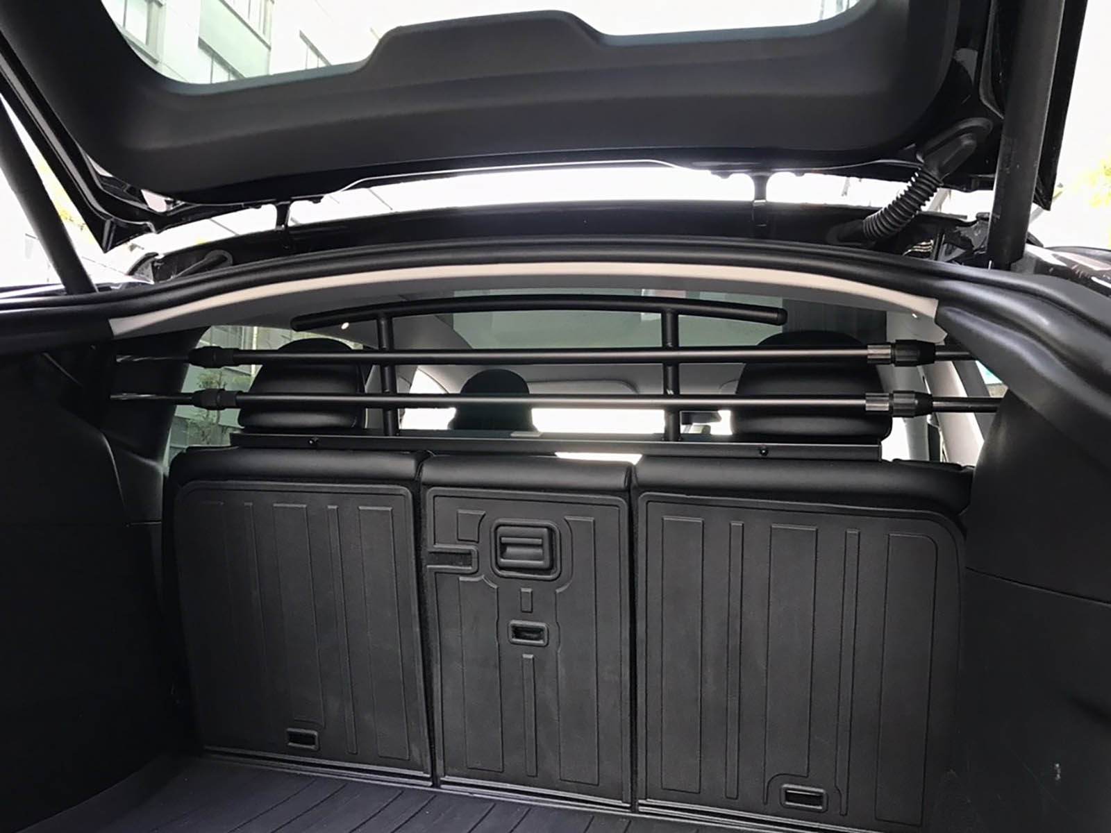 Tesla Model Y: Pet Cargo Divider Grill, Trunk Pet Guard - Torque Alliance